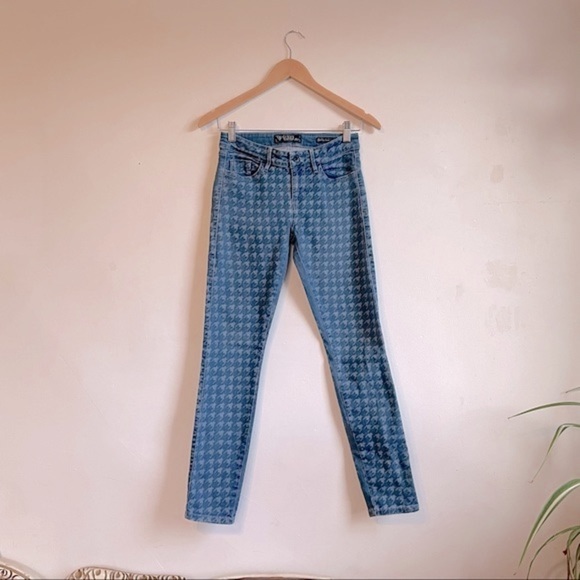 Guess | 1981 Brittney ankle Skinny Jeans - Picture 1 of 12